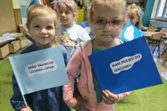 516ee573-230d-4b77-9b99-1f223ca1303b