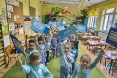 902ec57d-c6dd-490f-bfae-918391d64fff